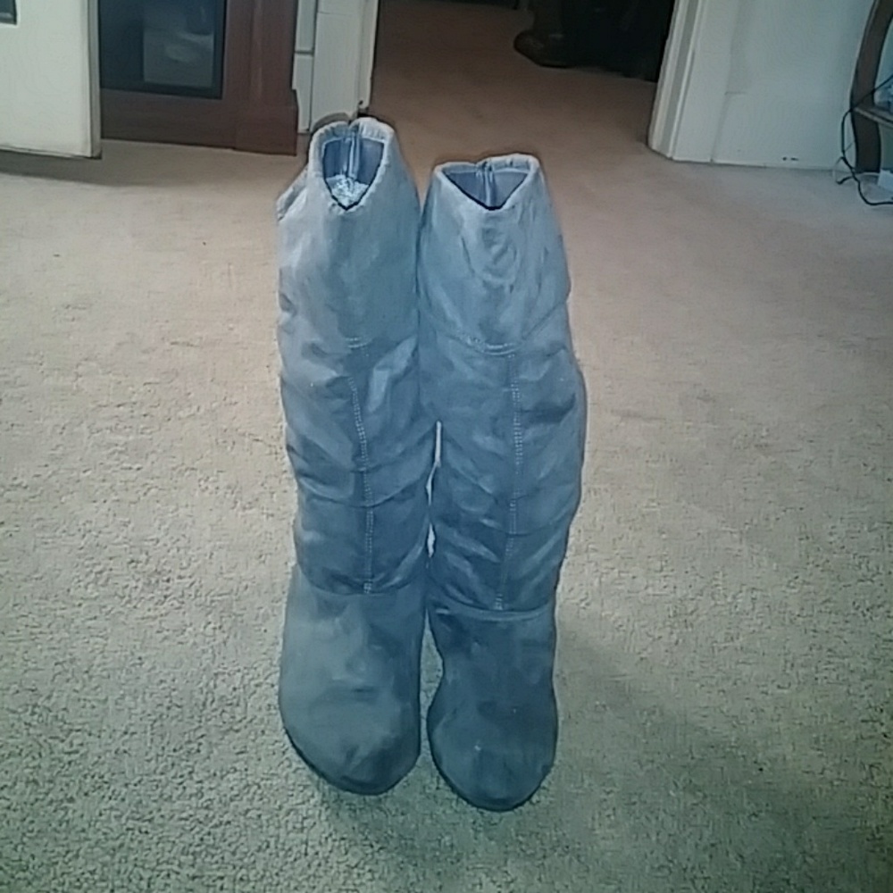 Gray boots